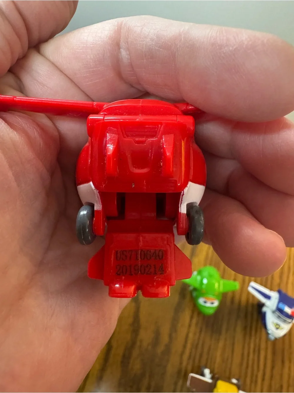 SUPER WINGS Lot of 5 Transforming Jet Toys 2